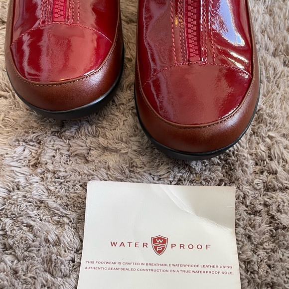 Cole Haan Air Dorie Slip On -Rare! - Picture 8 of 8